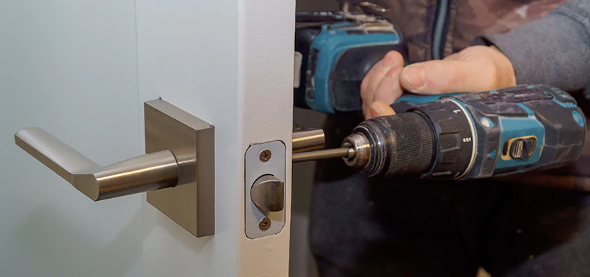 Broken Door Handle Lock Repair in Ukiah, California